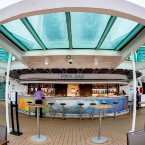 Pool bar